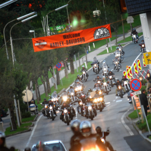 Harley-Davidson ist sich der großen Verantwortung bewusst und wird selbstverständlich weiterhin alle Entwicklungen zur Pandemie beobachten und bei Bedarf das Veranstaltungsformat anpassen