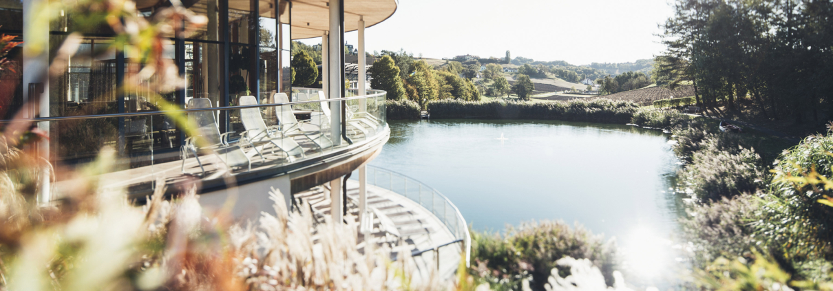 Der Außenbereich des Schaffelbads im Thermenresort Loipersdorf