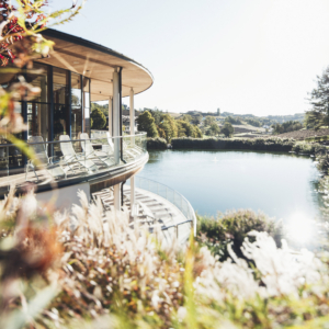 Der Außenbereich des Schaffelbads im Thermenresort Loipersdorf