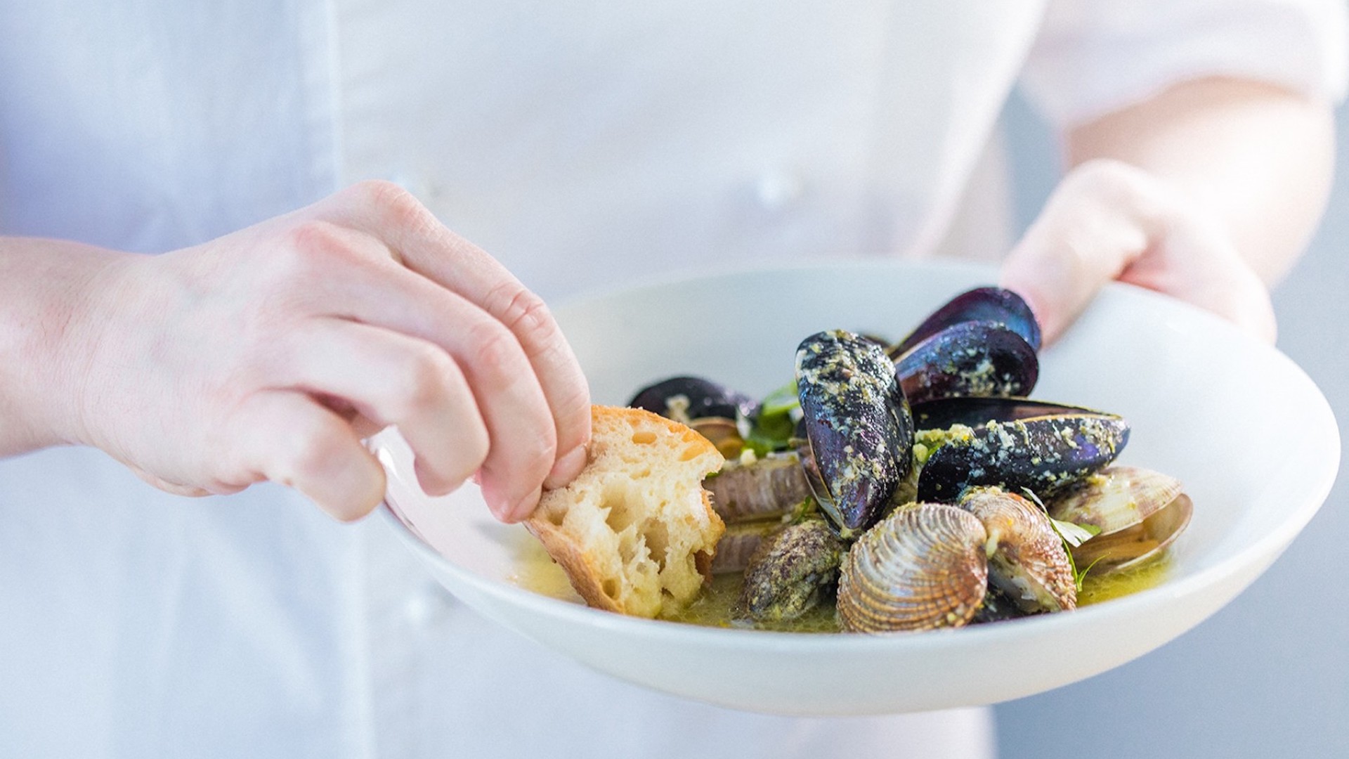 Gemischte Muscheln a la busara