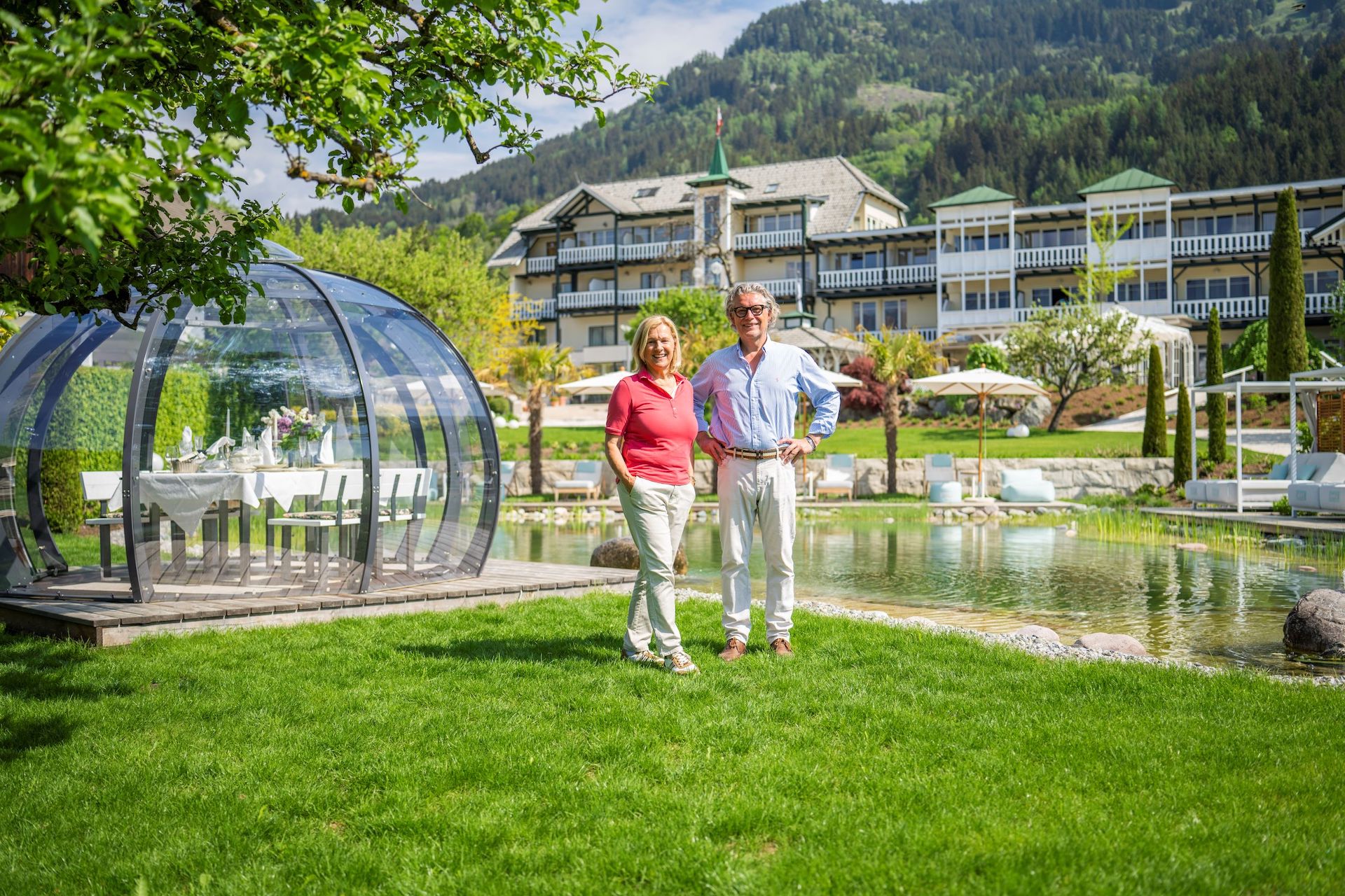 Elisabeth Zmölnig und Sigismund Moerisch präsentieren stolz ihren 