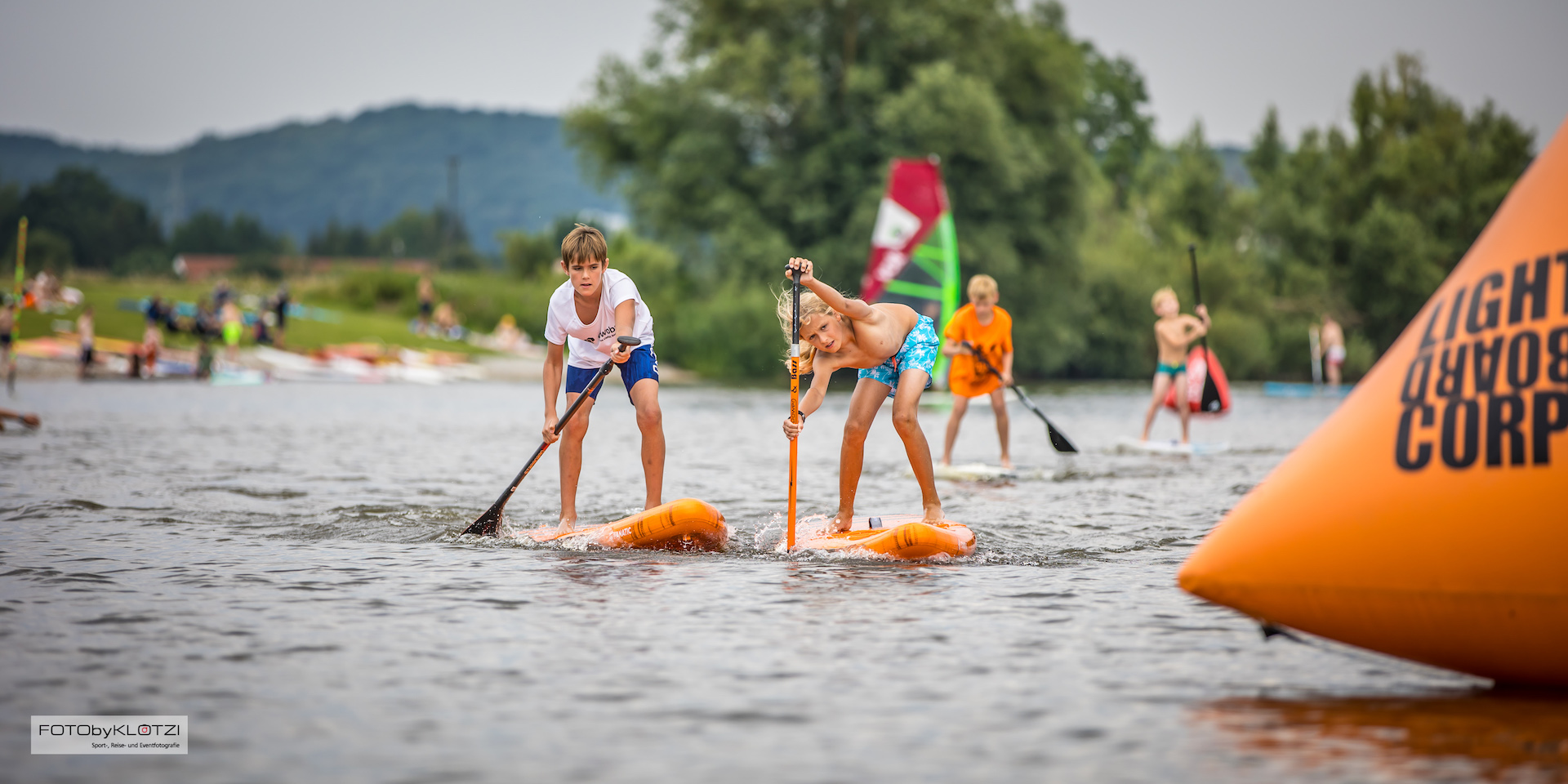 Spaß am SUP beim Kids Race des