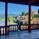 Die berühmte Holzbrücke nach einem Entwurf von Palladio ist Wahrzeichen der Stadt, der Blick auf den Monte Grappa und die Altstadt mit dem Schloss ist grandios. 