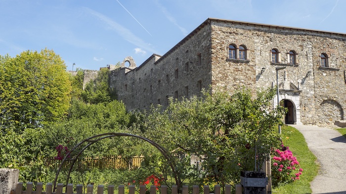 Die ehemalige Klosterruine in Arnoldstein wurde revitalisiert.