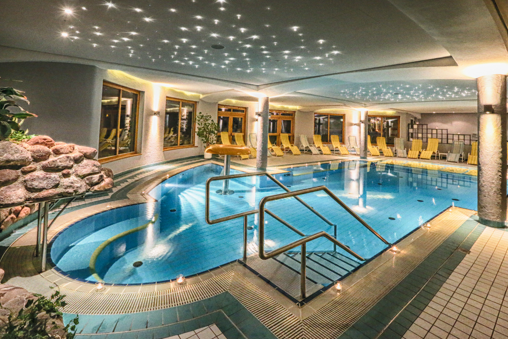 Der Pool- und Wellnessbereich