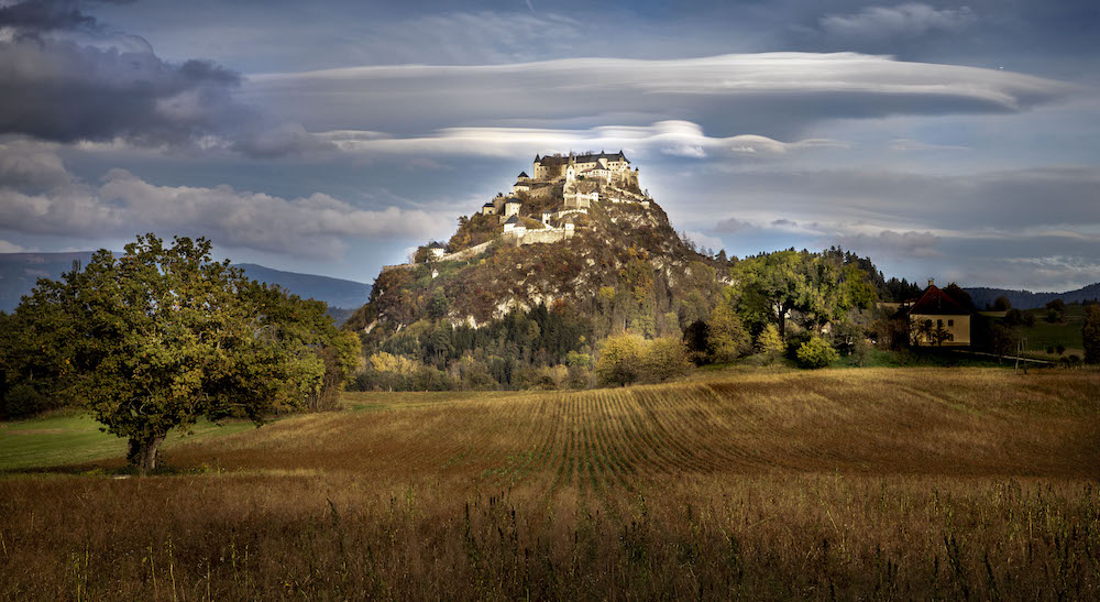 Die imposante Burg Hochosterwitz zählt zu den beliebtesten Ausflugszielen.