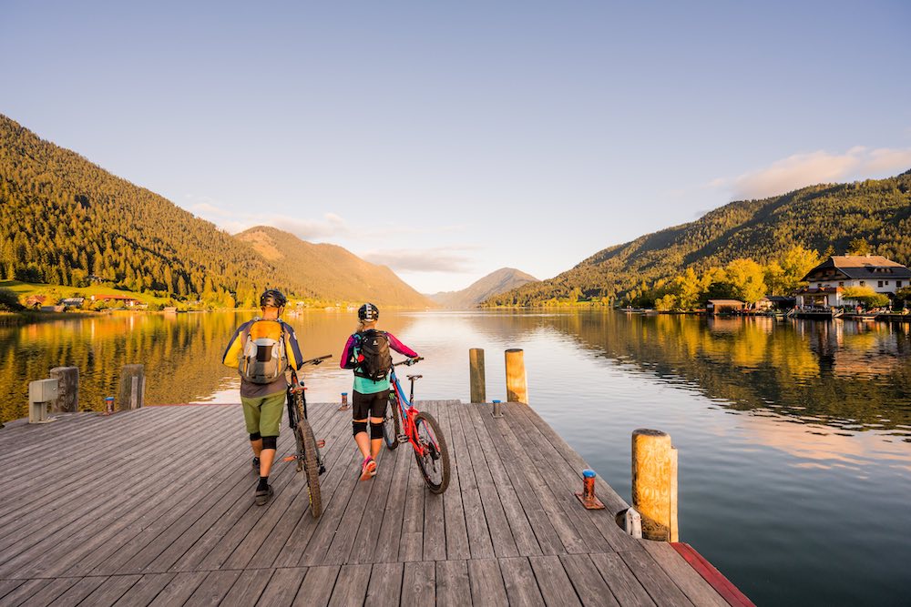 Die Kombination aus Bergen und Seen macht das Radfahren in Kärnten so besonders.