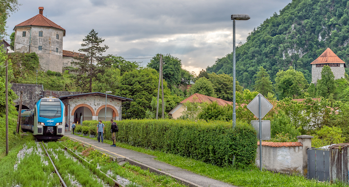 In Kamnik kann man bei einer geführten Tour auf den Spuren des Architekten Jože Plečnik wandeln.