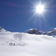 Skitourengenuss in den Alpen