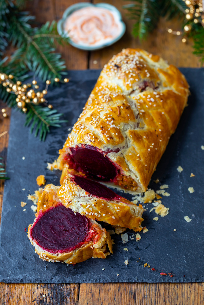 Das vegetarische „Filet“ Wellington ist ein Festtagsschmaus für Vegetarier oder alle, die zwischendurch auf Fleisch verzichten wollen.