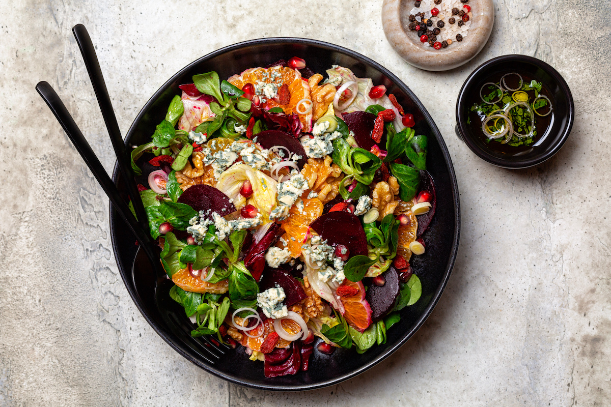 Bunter Wintersalat mit vielen Vitaminen und Nährstoffen