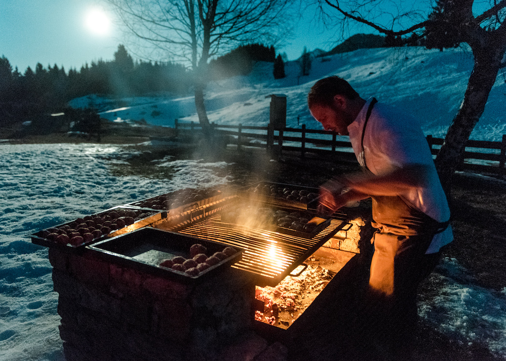 Inmitten der Winterkälte: Kochen ohne Strom am Mösslacherhof