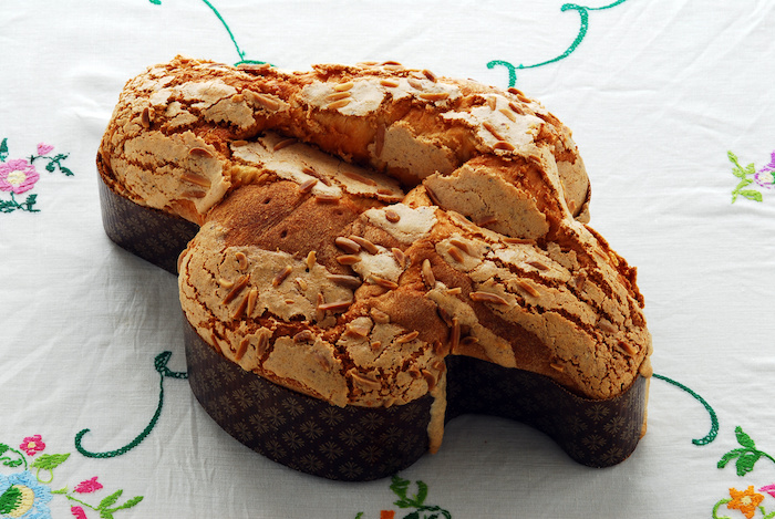 Die „Colomba pasquale“ ist das typische Ostergebäck in Italien.