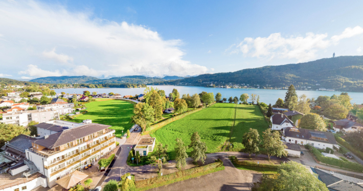 Blick auf den Wörthersee