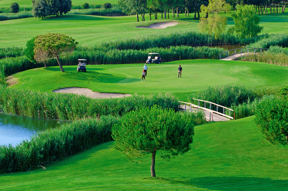 Der traumhafte Golfplatz von Caorle ist von Februar bis Dezember geöffnet.