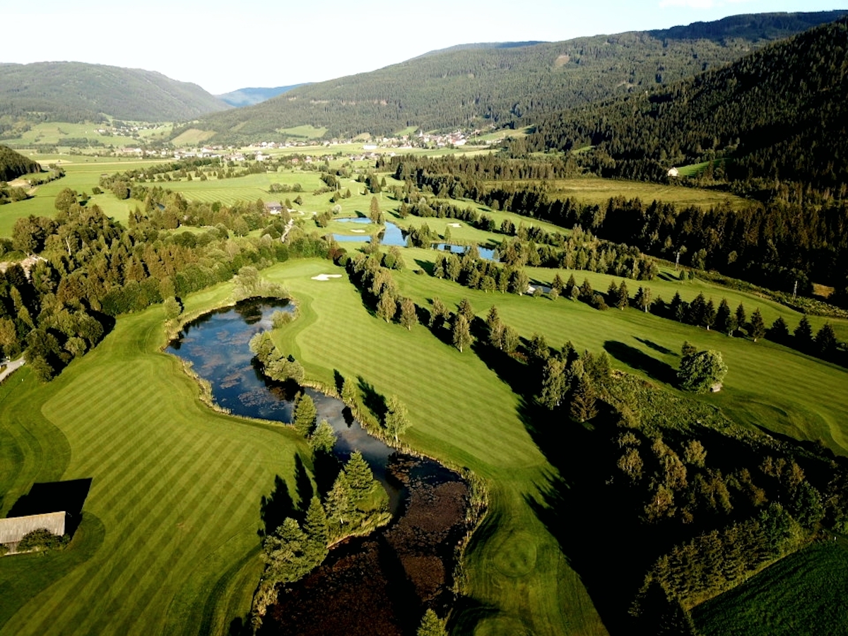 Der Golfplatz wurde perfekt in die wunderschöne Landschaft integriert.