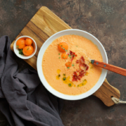 Kalte Melonensuppe mit Prosciutto