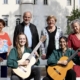 Hanni Gerretsen (kultur-forum-amthof), Bernhard Zlanabitnig (Musikwochen Millstatt), Elisabeth Sickl (Schloss Albeck), Angelica Ladurner (Ensemble Porcia) mit den jungen Gitarristinnen Valentina Schantl und Amirah Pranzl