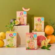 Die neue TEEKANNE Produktlinie „cold & fresh“ bietet vier einzigartige Früchteteemischungen zum kalt Aufgießen für einen erfrischenden Trinkgenuss.
