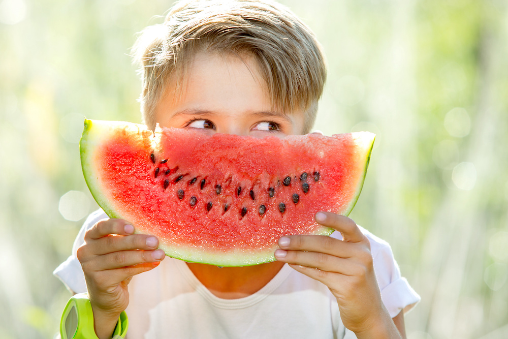 Mit 90 Prozent Wassergehalt ist die Wassermelone ein idealer gesunder Snack, besonders in den heißen Sommermonaten. Tipp: Unbedingt leicht gekühlt genießen.