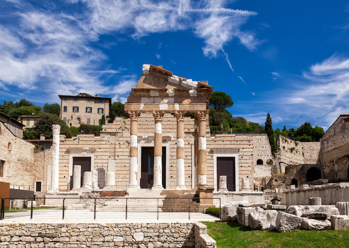 Das Capitolium im Archäologischen Park Brixia.