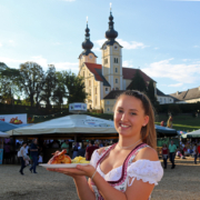 Gackern-Kulinarik: Jedes Jahr pilgern 70.000 Besucher nach St. Andrä.