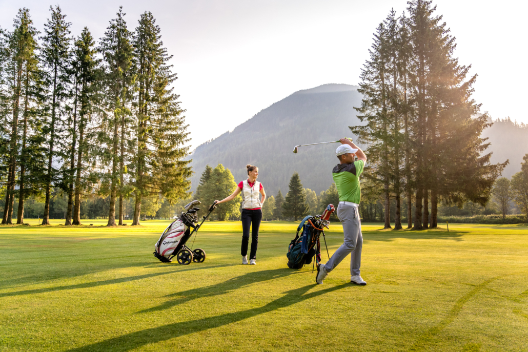 Golfen inmitten des herbstlichen Biosphärenparks der Kärntner Nockberge!