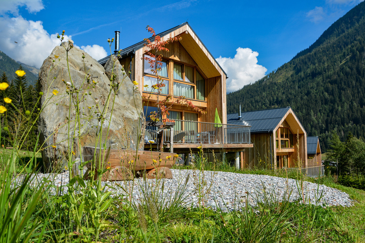 Luxus wird in den Chalets in Zeit und Ruhe gemessen.  