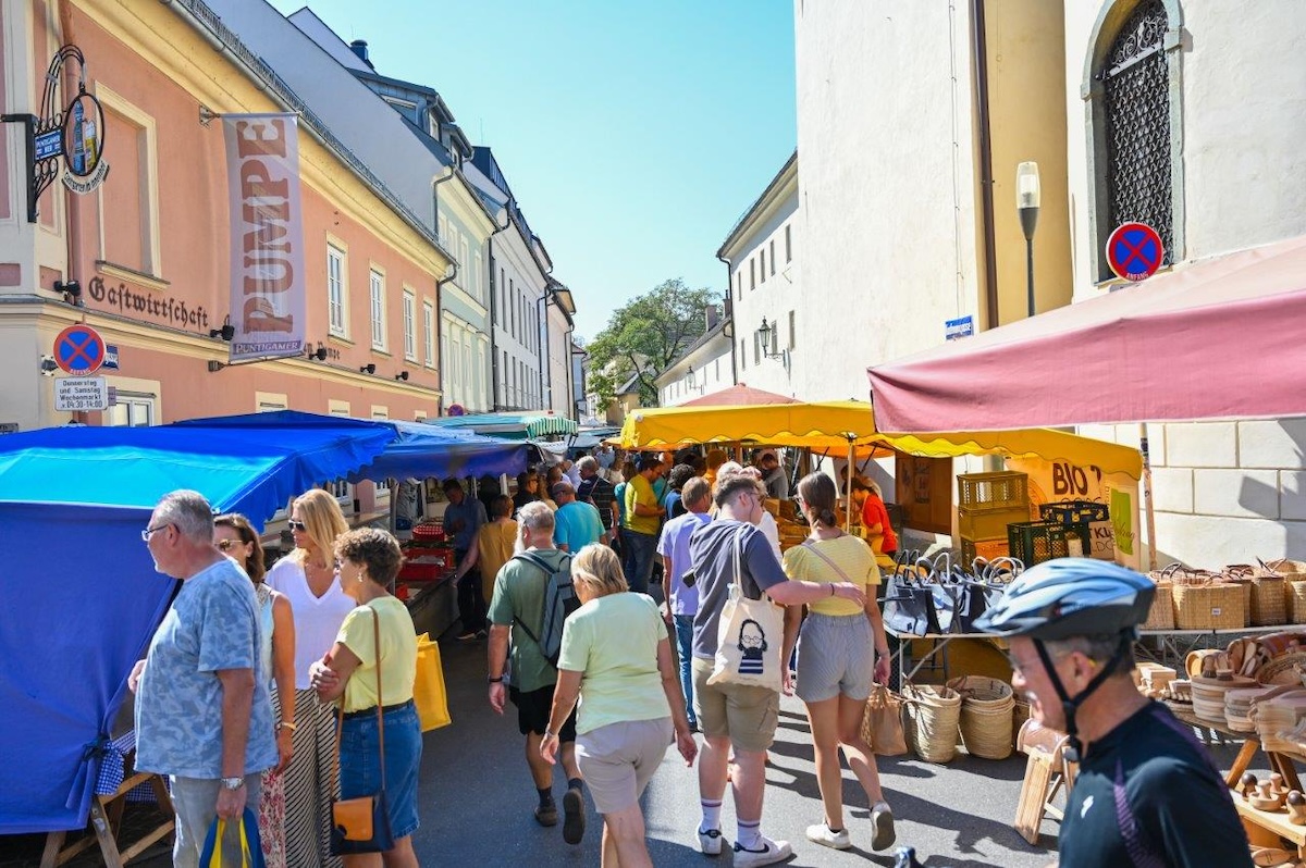 132 Standler sorgen für genussvolle Momente am Benediktinermarkt in der Klagenfurter Innenstadt.