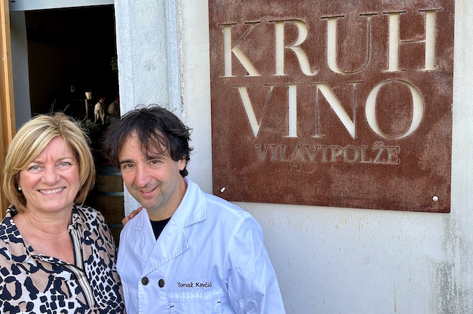 Starkoch Tomaž Kavčič haben wir in seinem Bistro „Kruh in Vino“ in der Villa Vipolže getroffen.