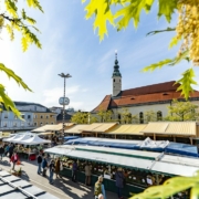 Am Benediktinermarkt wird diese Woche gefeiert.