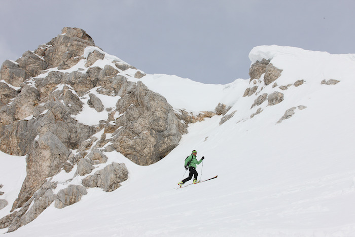 Die tiefverschneiten Berge der Julischen Alpen sind ein Tourenski-Paradies.