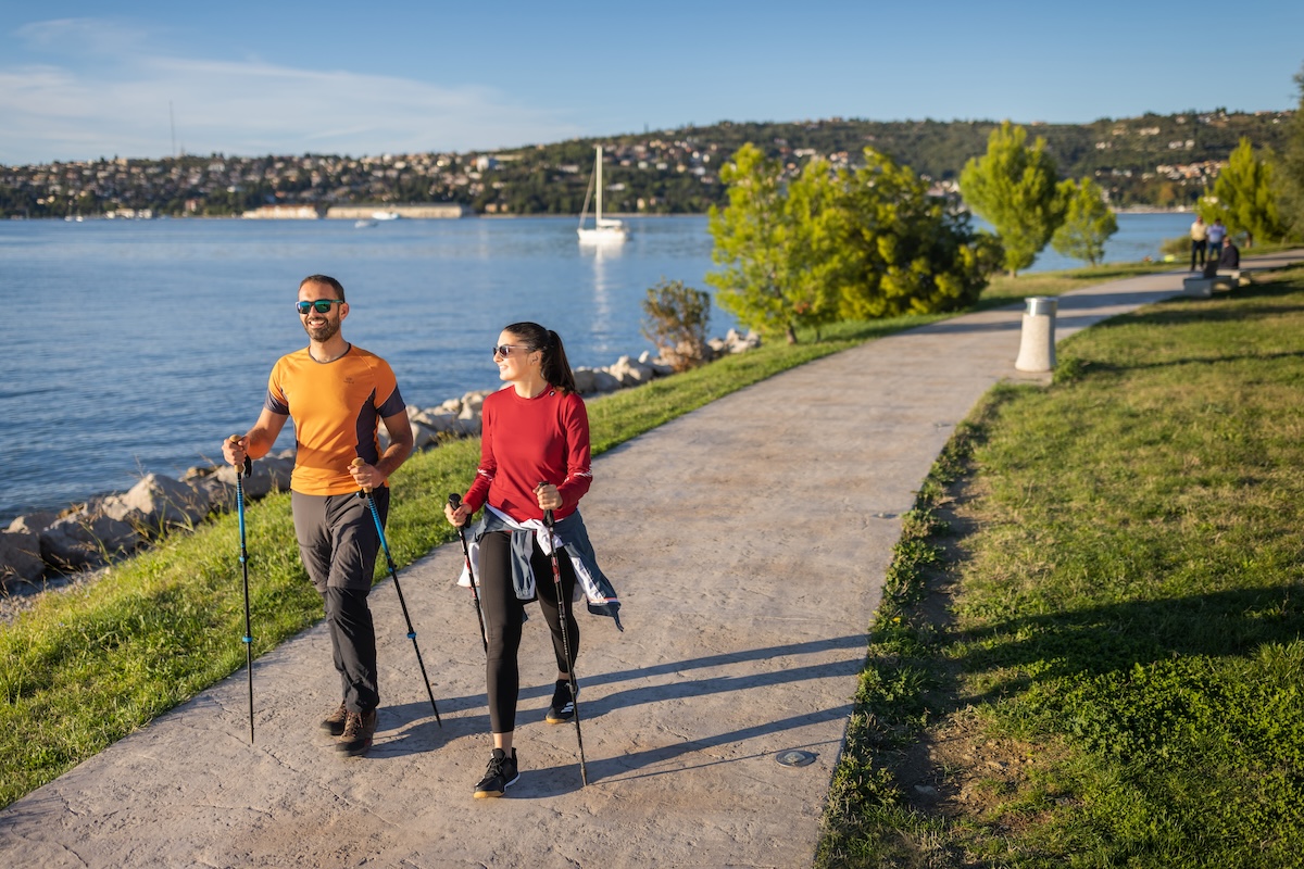 Wie wär‘s mit einer Nordic-Walking-Tour in der warmen Frühlingssonne?