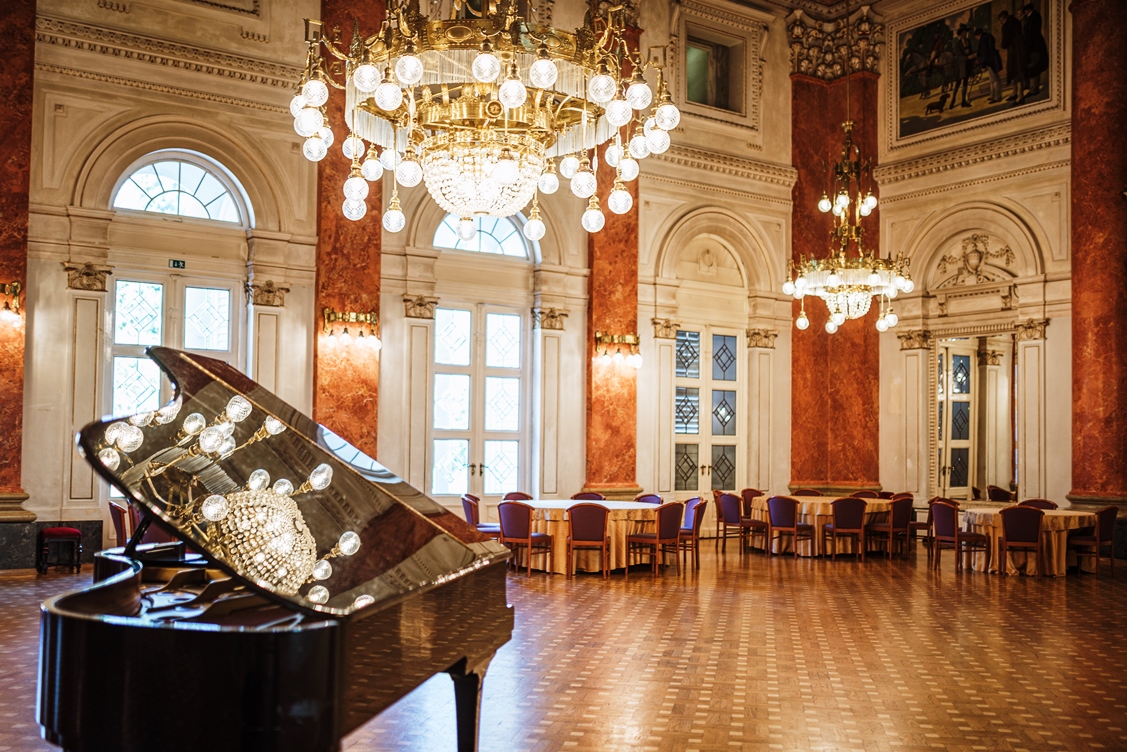 Der Kristallsaal des Grand Hotels