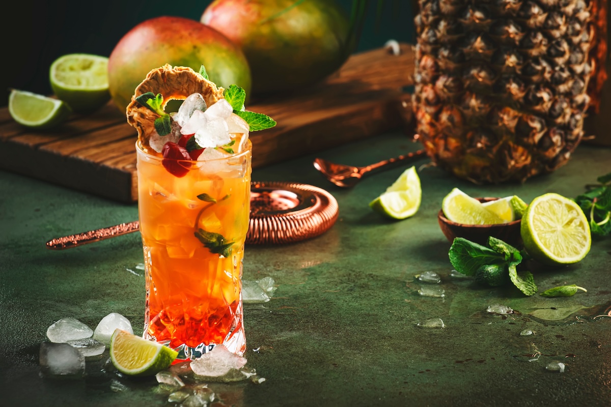 Exotischer Biercocktail mit Jamaica-Rum