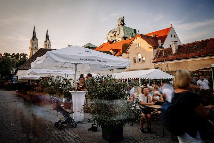 Das Stift Klosterneuburg lädt jedes Jahr im September zum Weingutsfest.
