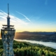 Genießen Sie vom weltweit höchsten Holzaussichtsturm einen einzigartigen Rundblick über Kärnten und die beeindruckende Seenlandschaft.