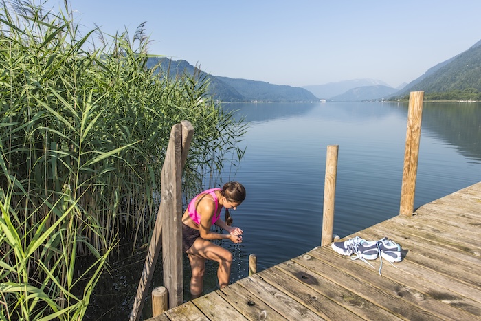 Das tut gut: Erfrischung im Ossiacher See