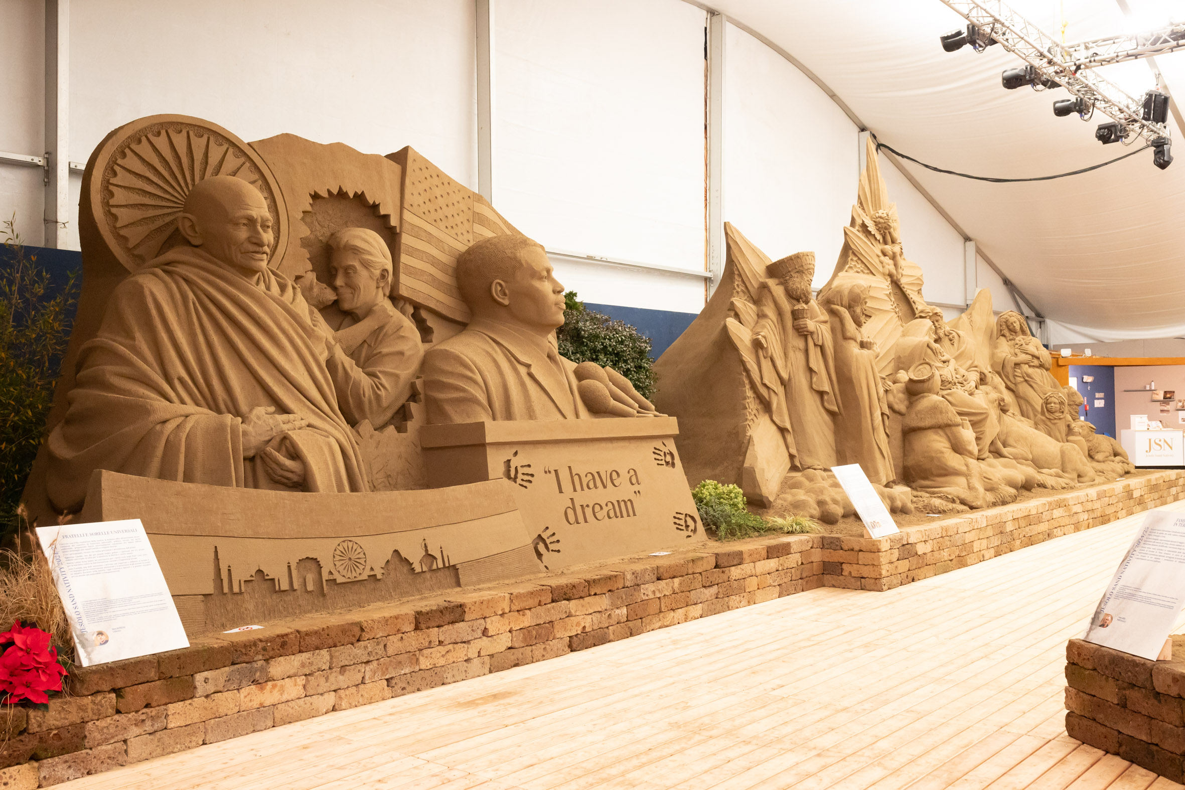 Ein weihnachtlicher Ausflug zur berühmten Sandkrippe in Jesolo.