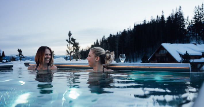 Wellness im Außenpool