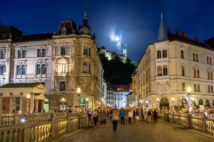 Laibach bei Nacht/Adobe Stock